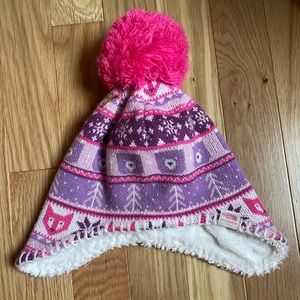 North face baby Pom Pom hat